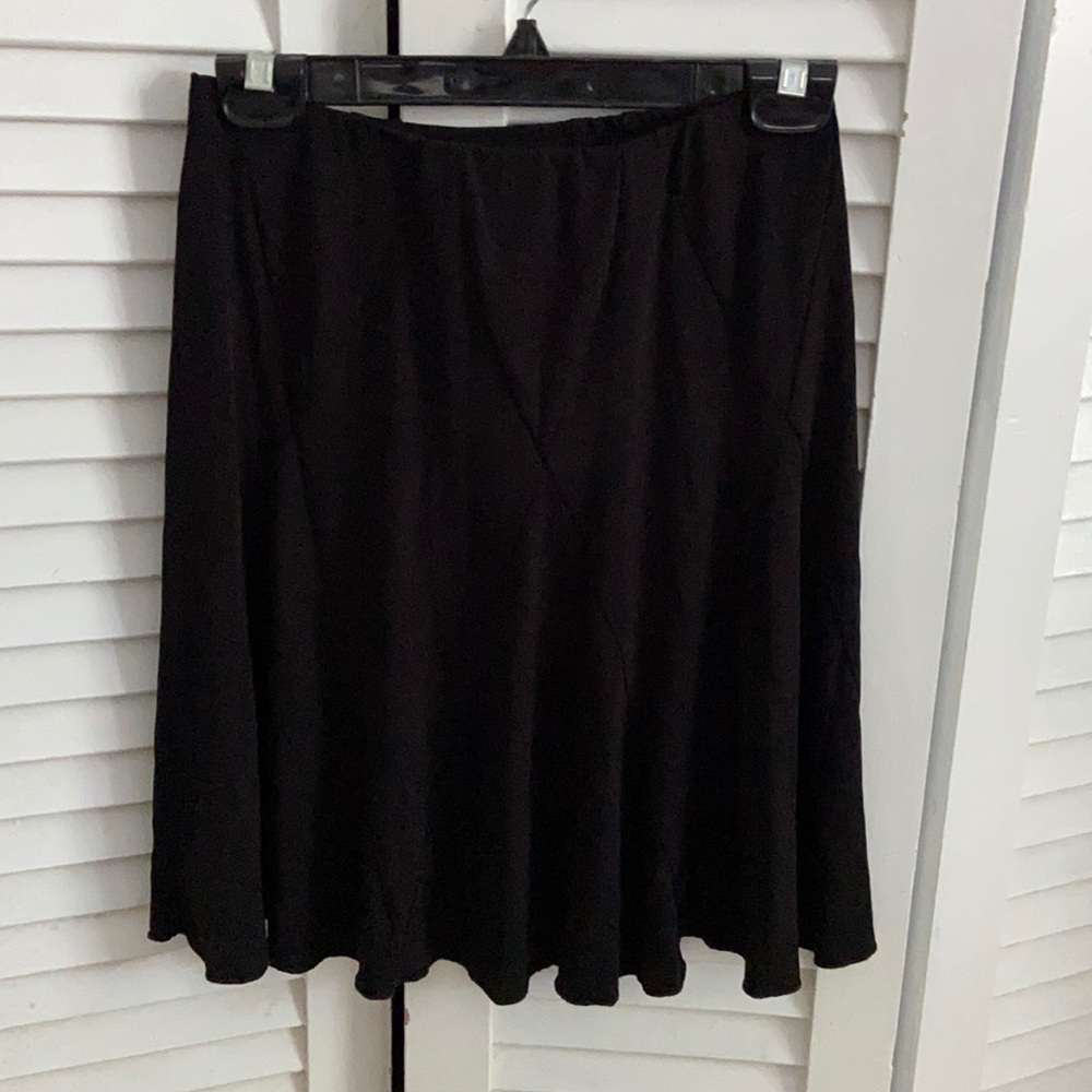 Black stretchy skirt